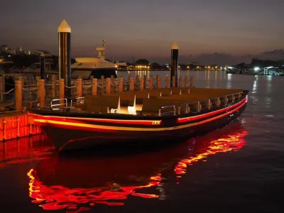 2G Night Cruise Boat on the Tainan Canal-01